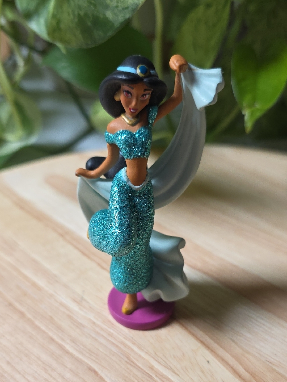 Disney Princess Jasmine glitter figurine from the Aladdin Movie